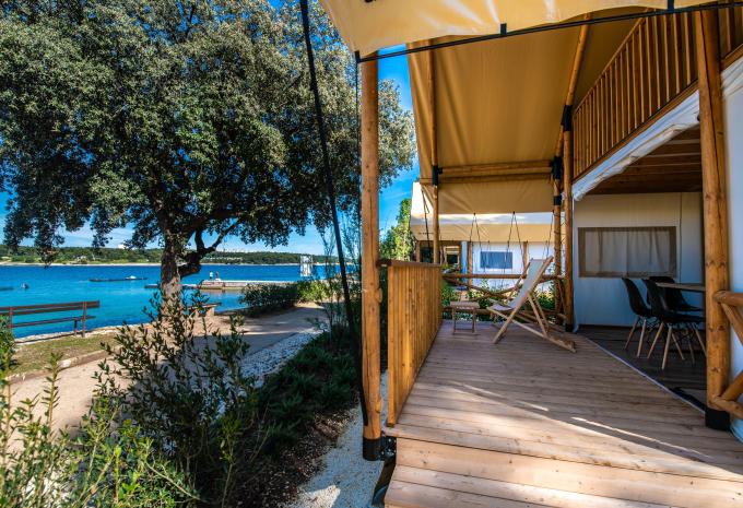 Zimmerbeispiel, Mobile Home Delxue Terrasse "VILLA"