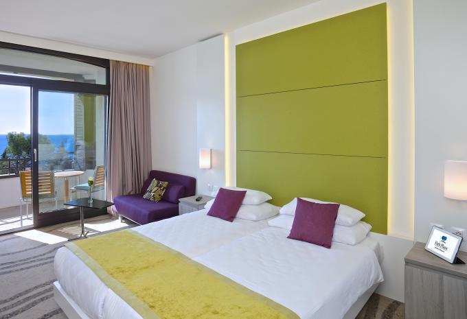 Zimmerbeispiel Doppelzimmer „Superior Meerblick“