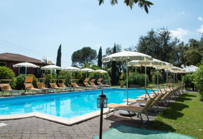 Hotel Monti, San Baronto