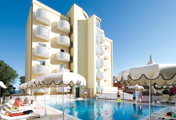 Salus Smart & Chic Hotel