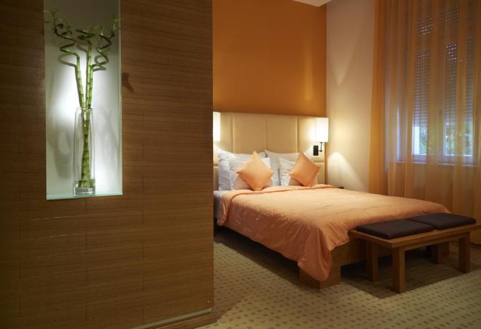 Zimmerbeispiel: DB01 Superior Doppelzimmer Straßenseite