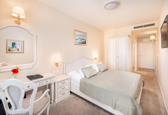 Zimmerbeispiel, SI01 Einzelzimmer "French