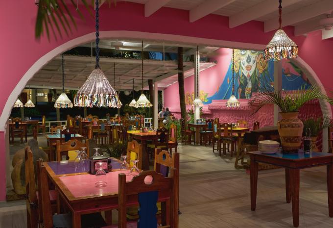 Tamarindo Diria Beach Resort