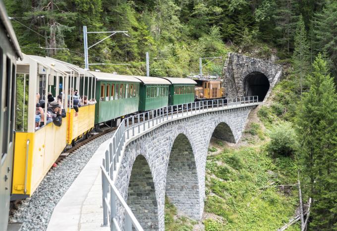 Historischer Dampfzug in Davos