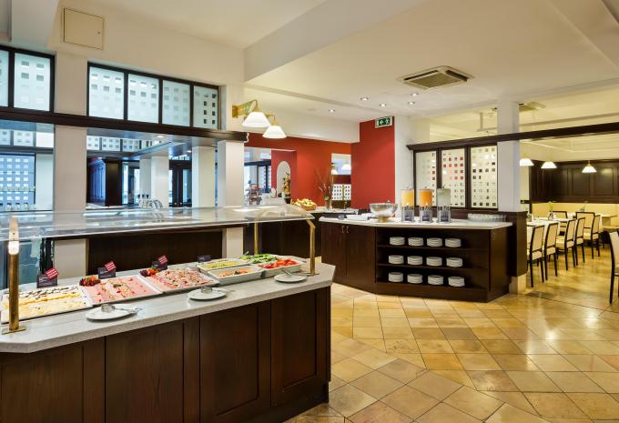 Austria Trend Hotel Ananas ****