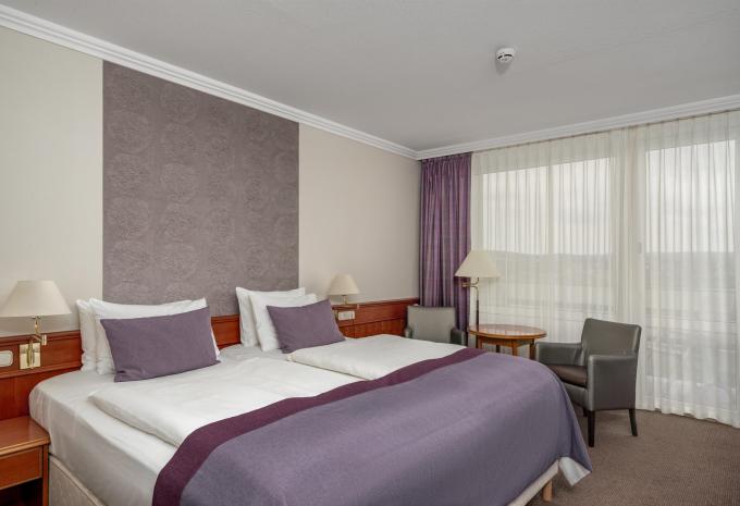 Zimmerbeispiel, Doppelzimmer (DZ) „Superior Balkon“