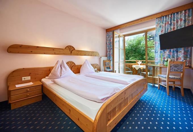 Zimmerbeispiel Doppelzimmer Balkon