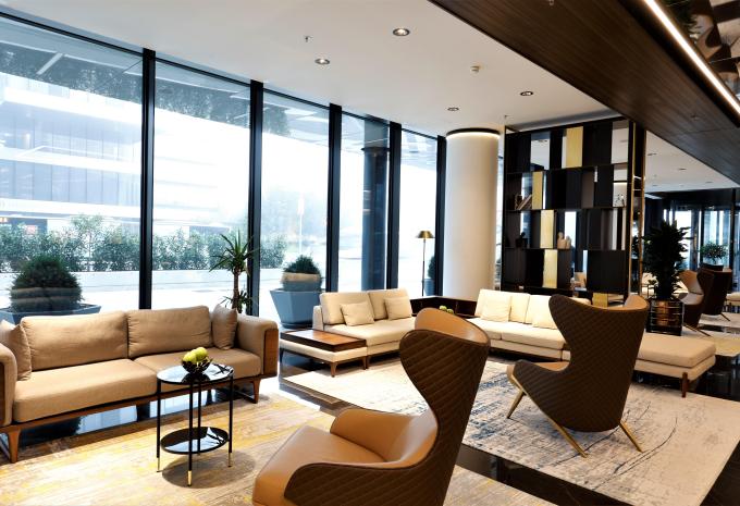 Grand Plaza Hotel *****