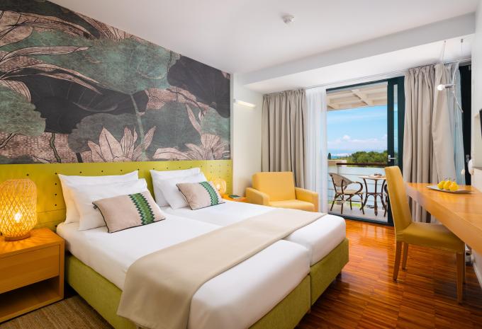 Zimmerbeispiel, Superior Doppelzimmer Balkon Meerblick