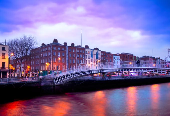 Ha'penny Bridge, Dublin