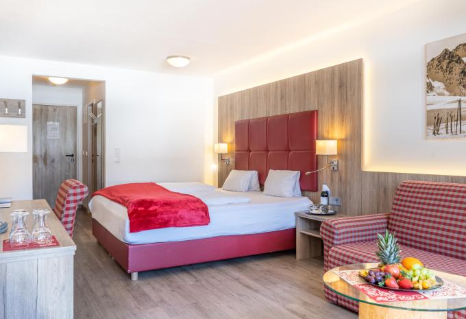 Zimmerbeispiel, Dreibettzimmer Standard Balkon