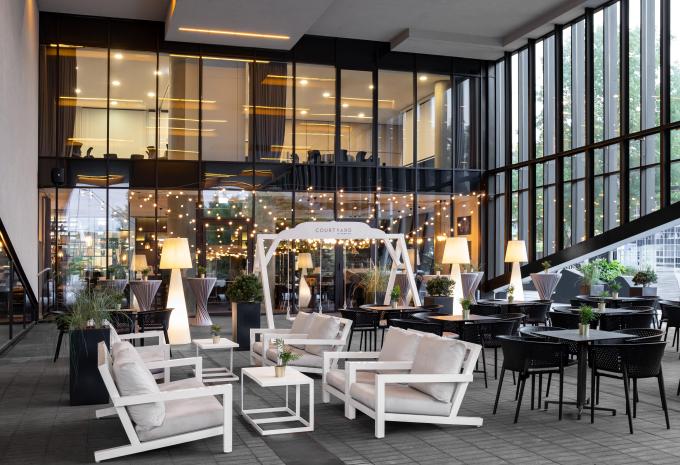 Terrasse Hotel Courtyard by Marriott Vilnius