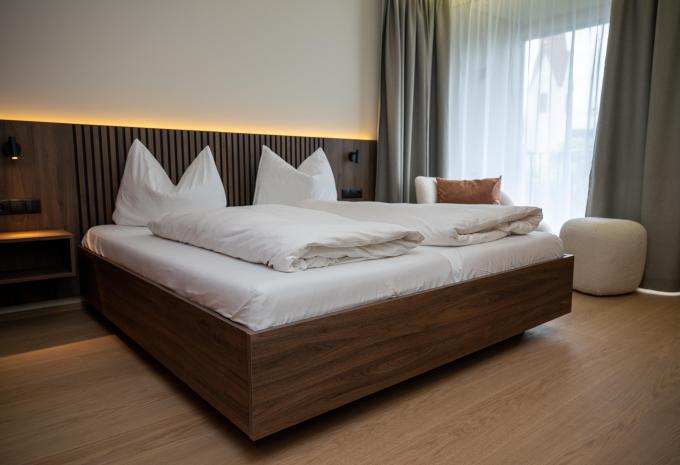 Zimmerbeispiel: Deluxe Doppelzimmer Balkon