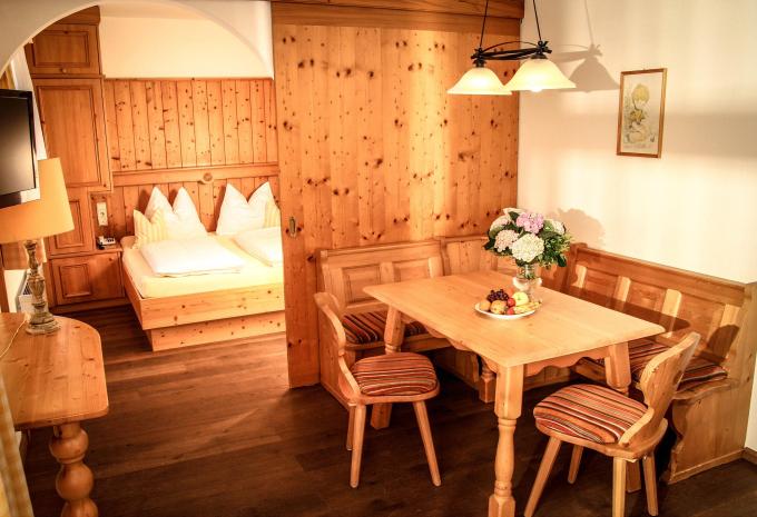 Zimmerbeispiel: Standard Apartment Balkon "Typ A"