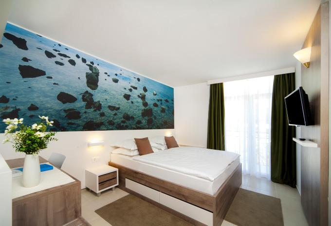 Zimmerbeispiel, Standard Doppelzimmer Balkon Meerseite