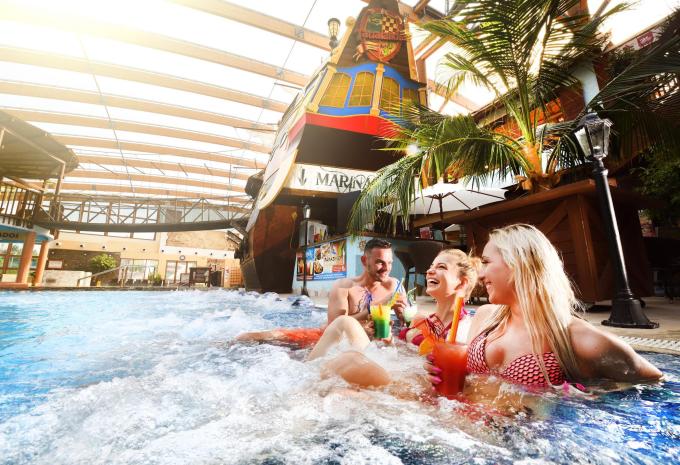 Hallenbad "Blue Lagoon AQUA"