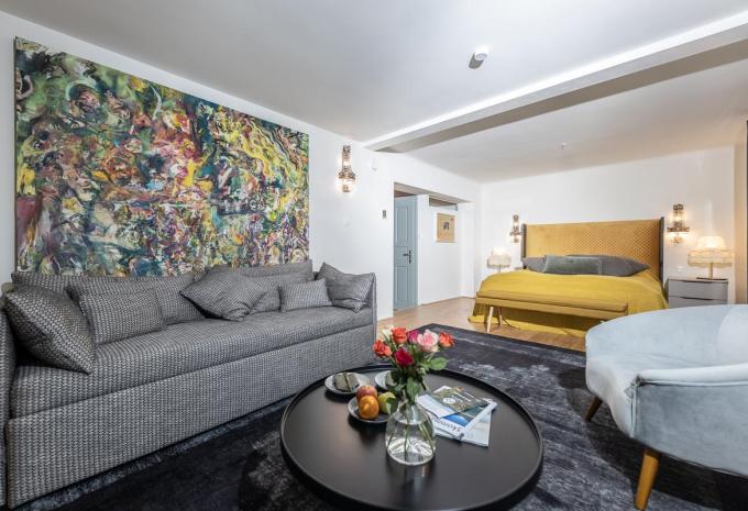 Zimmerbeispiel Suite „Kategorie 2“