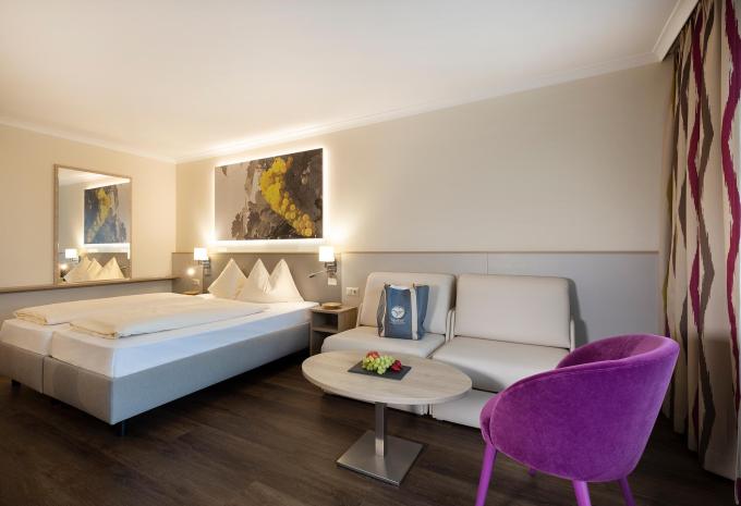 Zimmerbeispiel: Vierbettzimmer Balkon