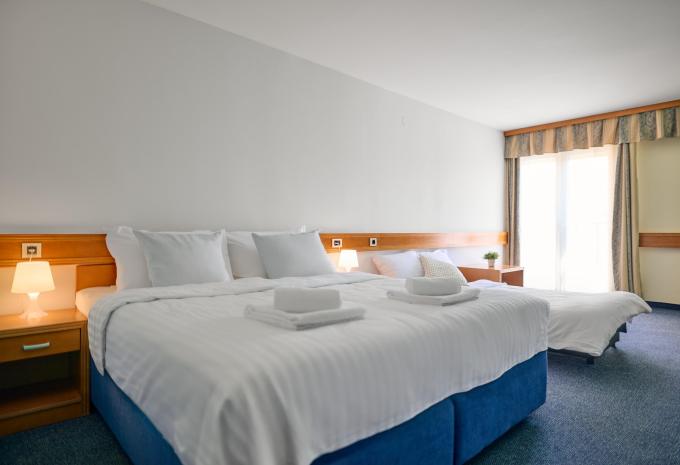 Zimmerbeispiel, Doppelzimmer mit Zustellbett