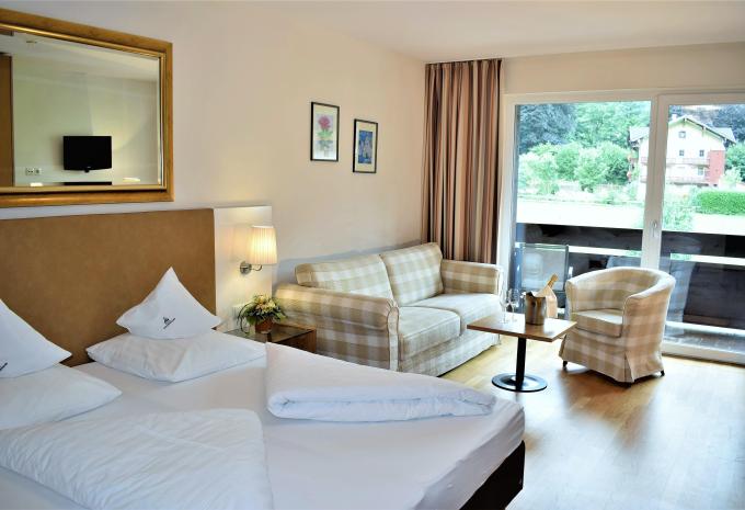 Zimmerbeispiel: Suite Balkon Spieljoch