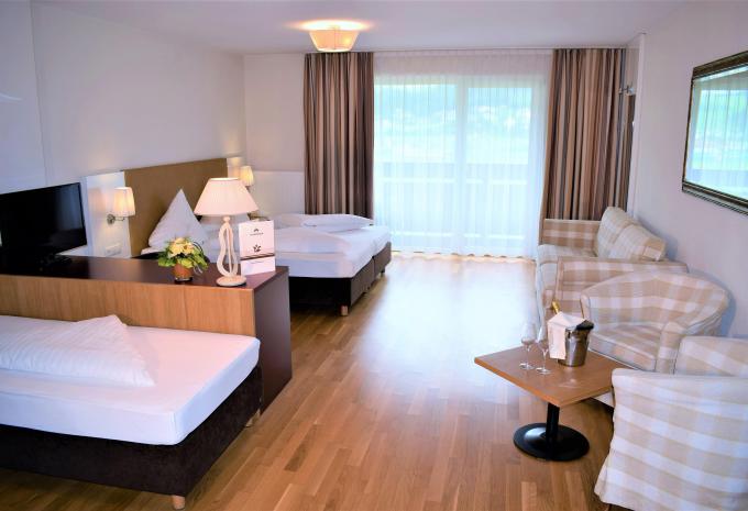 Zimmerbeispiel: Familiensuite Balkon Hamberg