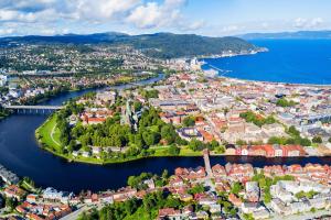 Norwegen mit Bahn und Schiff entdecken - Zugrundreise
