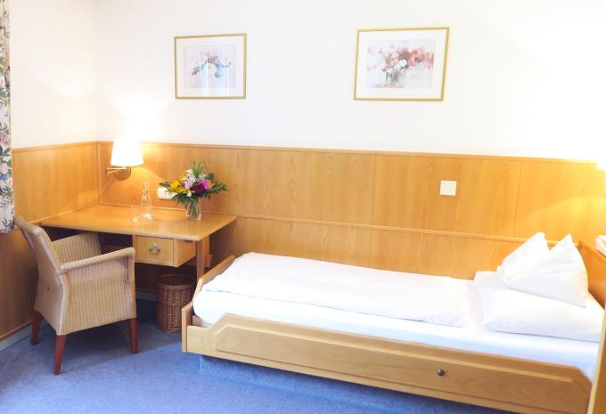 Zimmerbeispiel: Einzelzimmer