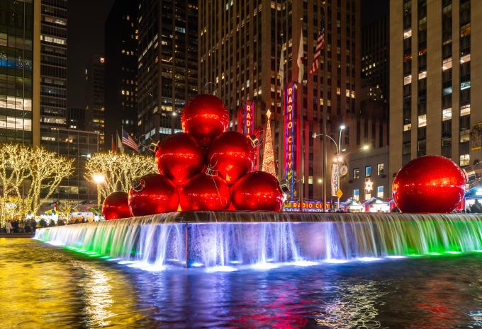 Weihnachtsdeko in den Straßen von Manhattan