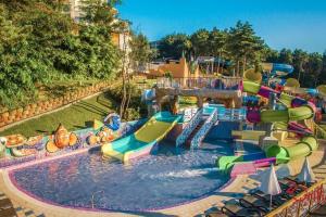 GRIFID Aqua Club Bolero****