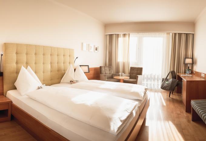 Zimmerbeispiel: Doppelzimmer Balkon "Cirkonia"