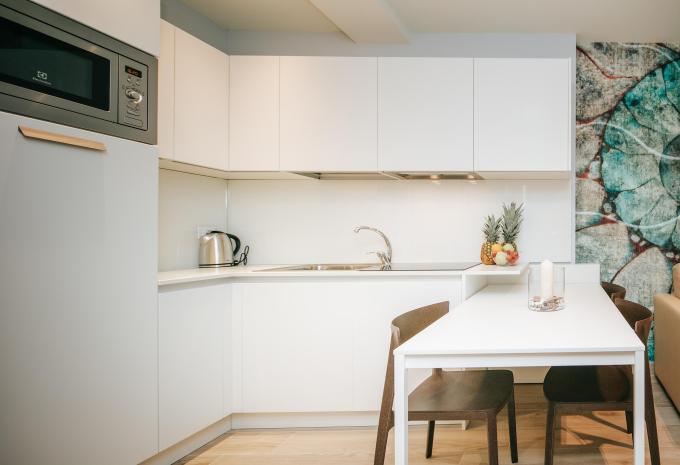 Zimmerbeispiel, Apartment Balkon für 3 Personen