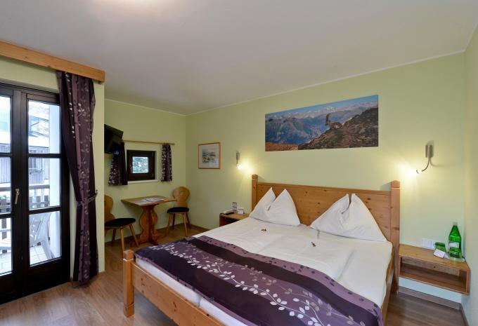 Zimmerbeispiel: Standard Dreibettzimmer Balkon