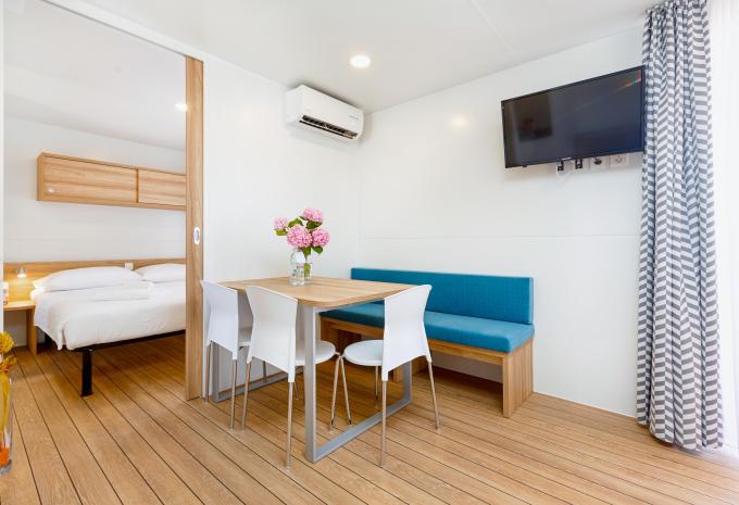 Zimmerbeispiel mobile home premium terrace MH42P