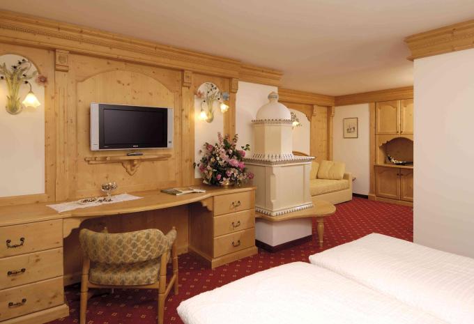Zimmerbeispiel 'Junior Suite Balkon Zircone'