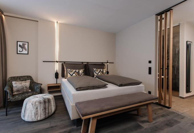 Zimmerbeispiel: Doppelzimmer Balkon Gartenblick "Peak House M"