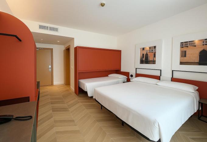 Zimmerbeispiel, Dreibettzimmer