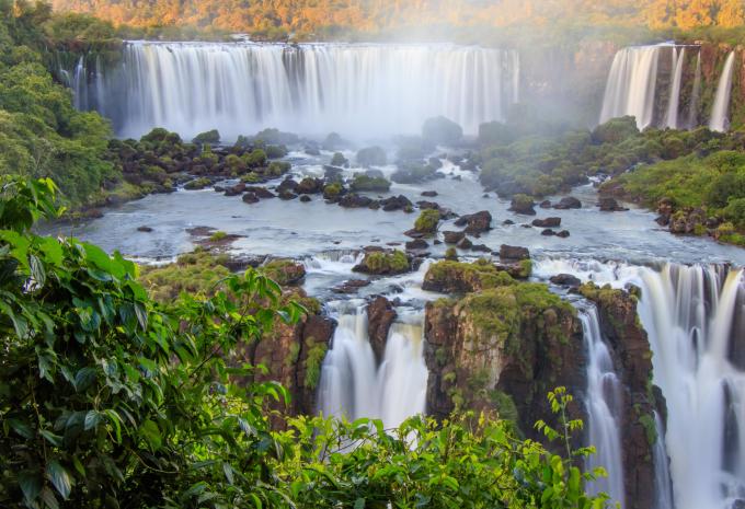 Iguazú-Wasserfälle