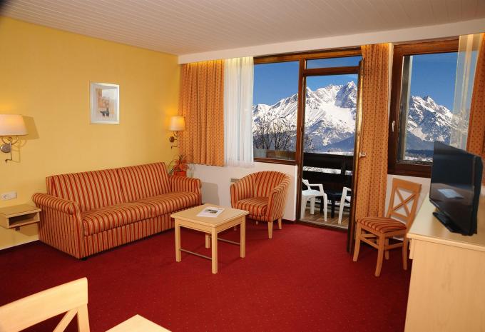 Zimmerbeispiel Familienzimmer Balkon