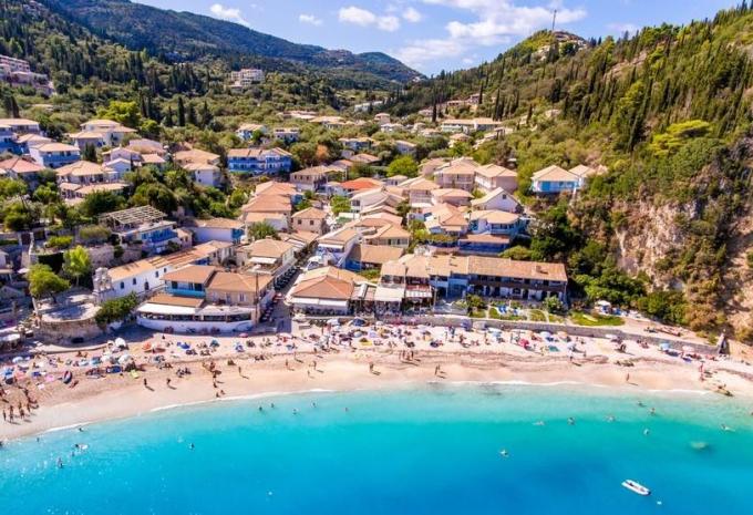 Lefkas
