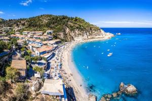 Lefkas