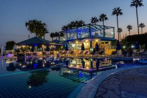Anonymous Beach Hotel***