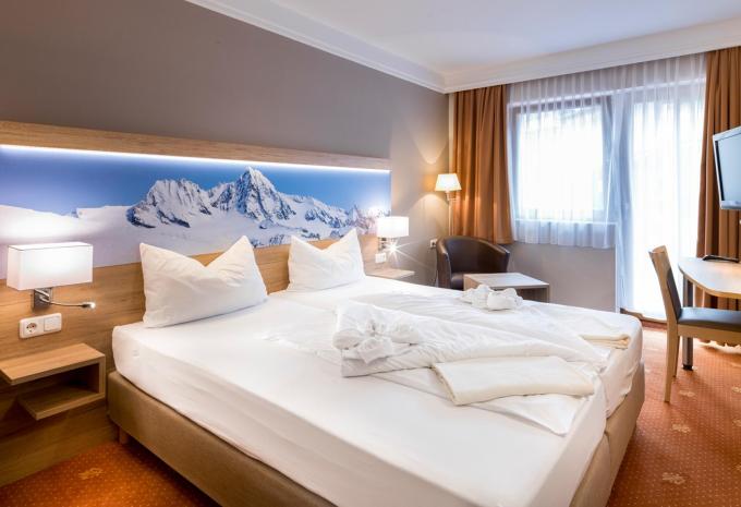 Zimmerbeispiel, Doppelzimmer Standard Balkon Nebenhaus Haus Figol