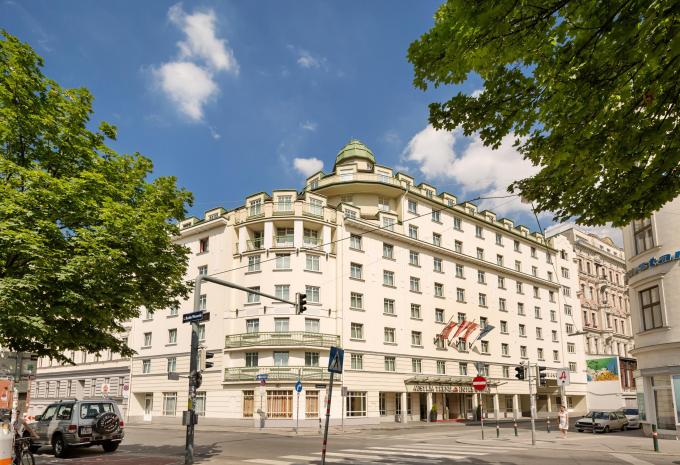 Austria Trend Hotel Ananas