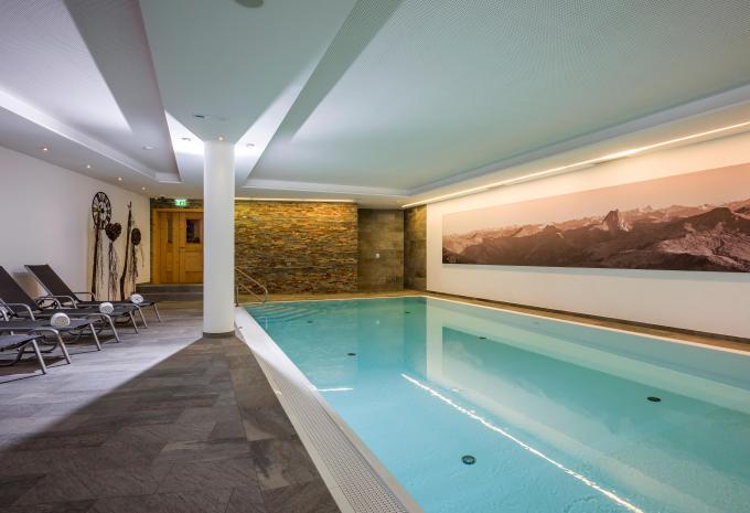 Hallenbad