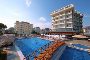 Sey Beach Hotel & Spa****