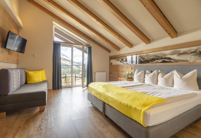 Zimmerbeispiel, DB03 Superior Doppelzimmer Balkon