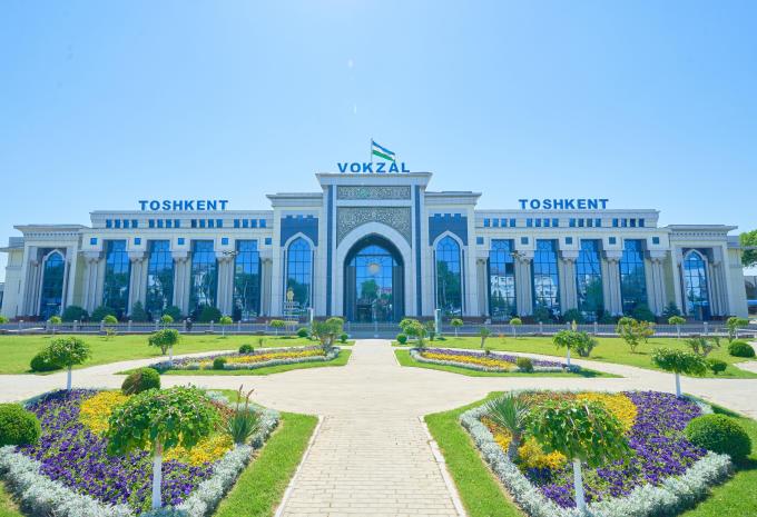 Tashkent - Bahnhof
