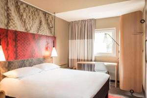 ibis Paris Canal Saint-Martin***